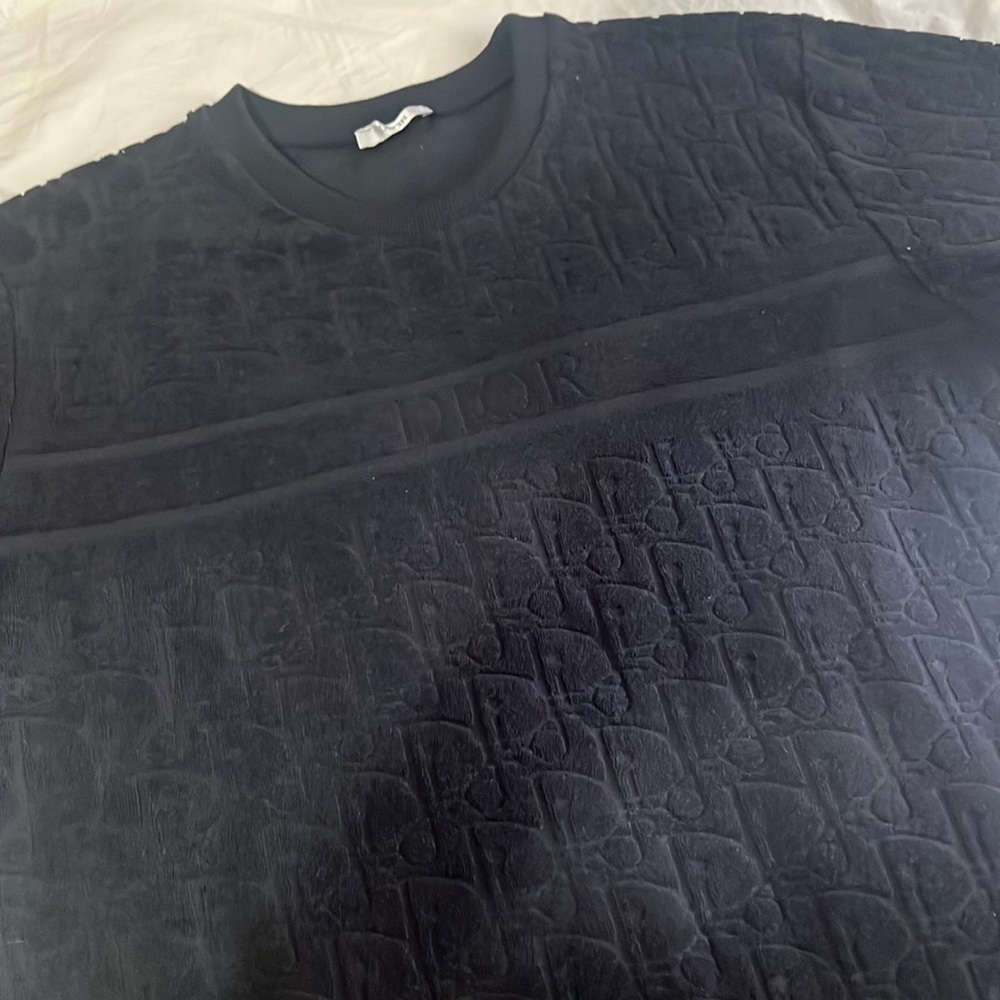 Never been worn large Dior men tee 
DIOR OBLIQUE T-SHIRT,